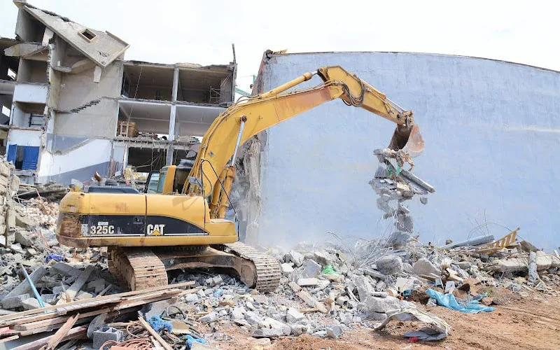 Casablanca Authorities Launch Crackdown on Illegal Warehouses Owned by Elites
