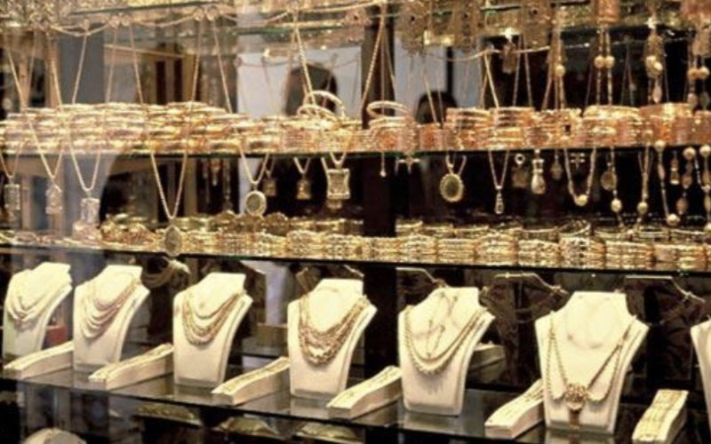 Moroccan Customs Raid Gold Shops in Youssoufia Amid Counterfeit Jewelry Concerns