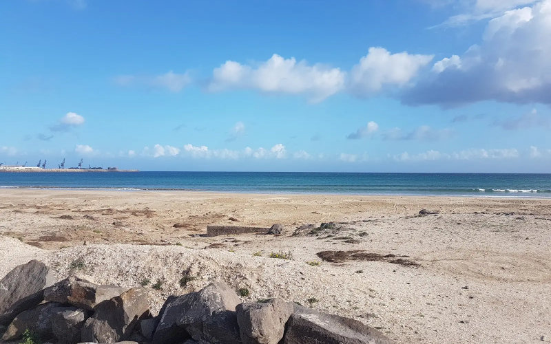 Moroccan Town Denies Beach Entry Fee, Clarifies Parking Charge at Popular Coastal Spots