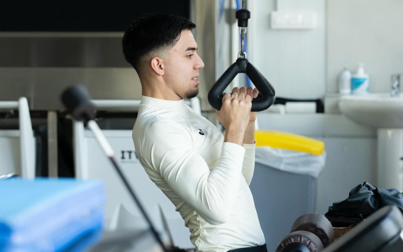 Moroccan Winger Akhomach Details Recovery from Severe Knee Injury