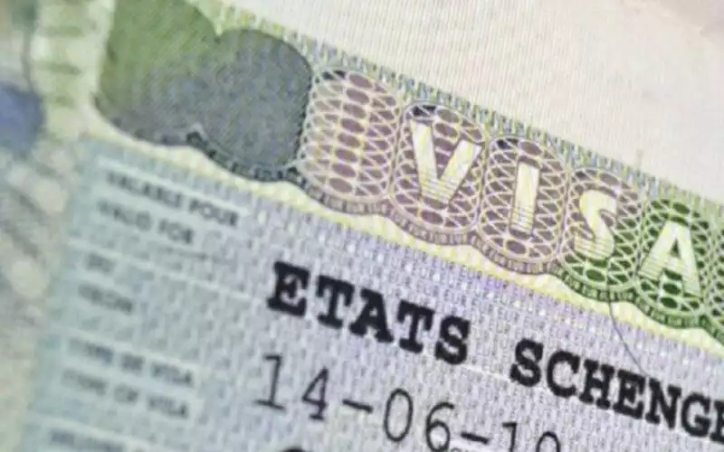 Moroccans in Spain Pay Hundreds for Visa Appointments Amid Consulate Backlog