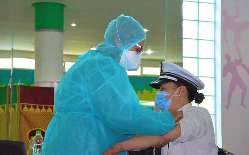 Morocco Aims to Boost COVID-19 Vaccination Rate to 500,000 Daily