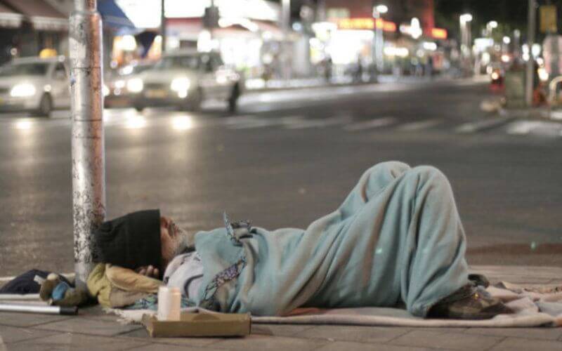 Morocco Houses 3,000 Homeless in COVID-19 Response, Providing Shelter and Meals