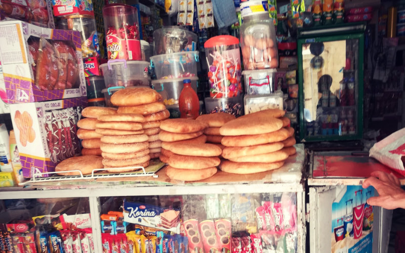 In Morocco, the "Moul Lhanout", much more than just neighborhood grocers
