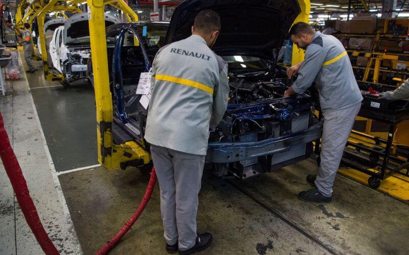 Renault to Halt Production at Tangier Plant for Annual Maintenance Amid COVID-19 Concerns