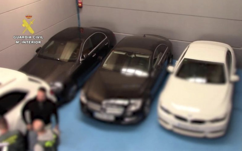 Spanish Authorities Bust Car Fraud Ring: 17 Arrested in Million-Euro Moroccan Vehicle Scheme