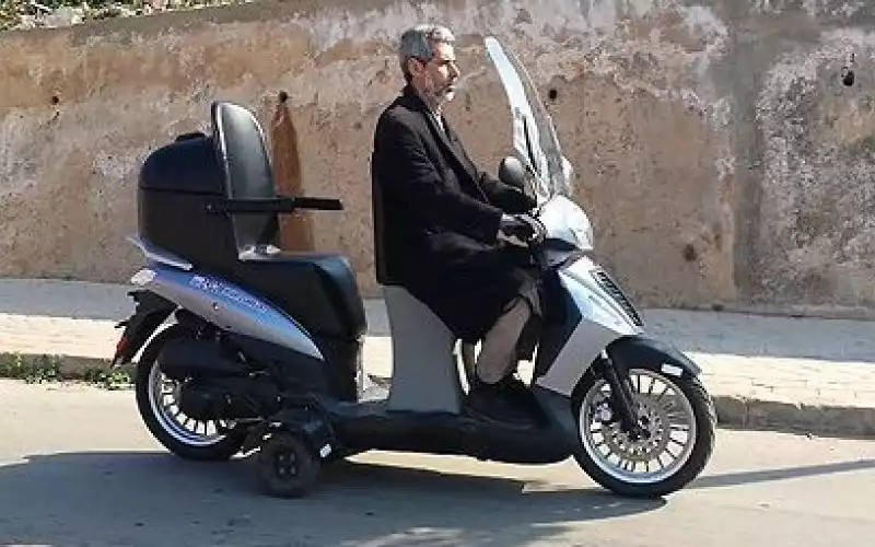 Taxi Drivers Protest Motorcycle Ride-Sharing Apps in Casablanca