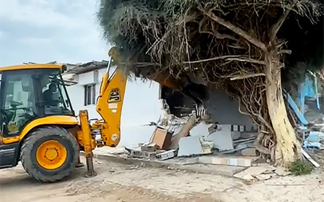 Bouznika's beach cabins were due to be evacuated: government suspends everything