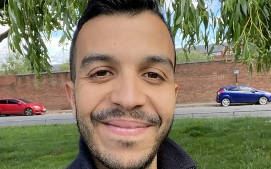 He left Morocco without a student loan and turned his sacrifices into €138,000