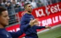 PSG Star Achraf Hakimi Receives Custom 24-Carat Gold iPhone with Moroccan Soccer Emblem