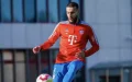 Barcelona Eyes Mazraoui as Bayern Munich Defender Seeks Exit