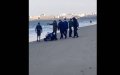 Dozens of Moroccan Migrants Reach Spanish Coast in Cadiz, Celebrate on Beach