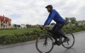 French-Moroccan Writer Cycles 2,850 km to Mecca, Raising Climate Awareness