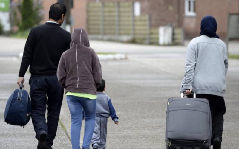 Advocates Call for Streamlined Family Reunification Process in Belgium