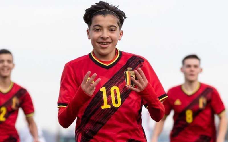 Ajax Prodigy Rayane Bounida Faces Challenges in Dutch Youth Setup