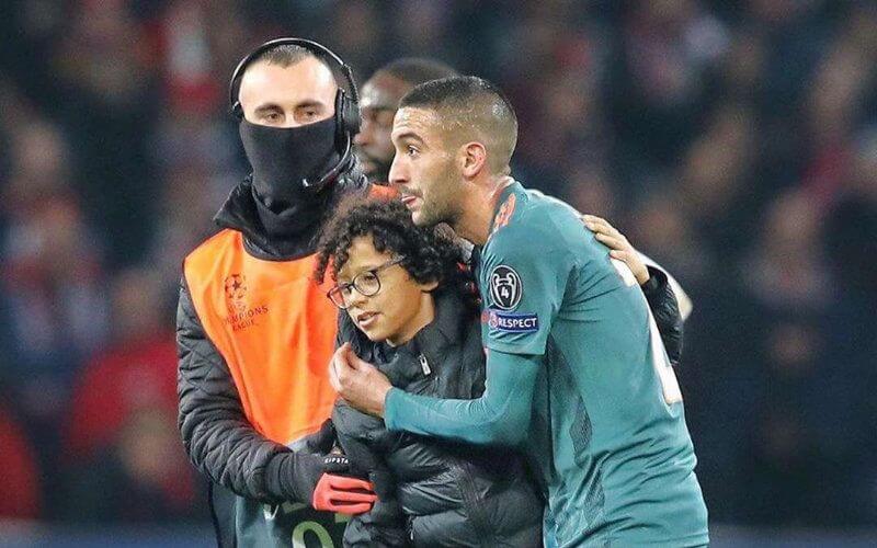 Ajax Star Ziyech's Gifted Jersey to Young Fan Appears on eBay, Sparking Controversy