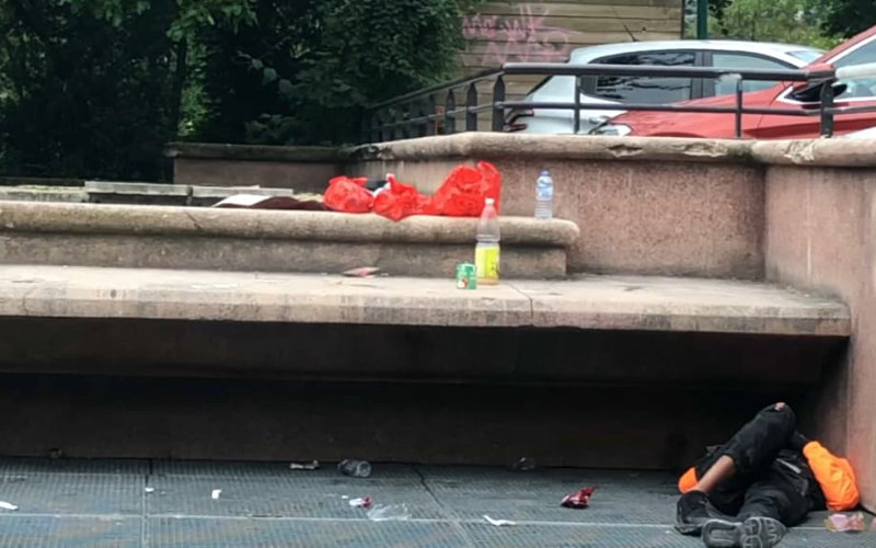Algerian Gang Sentenced for Exploiting Moroccan Minors in Paris Tourist Robberies