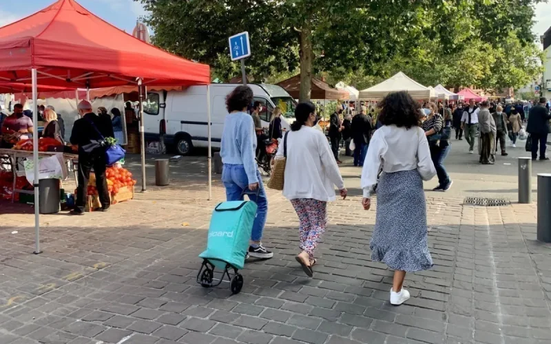 Amazigh Language in France: Why Moroccan Families Fear Its Disappearance