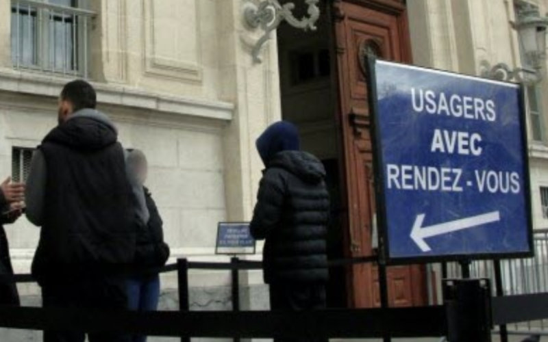 American, 79, Denied Residence Permit After 50 Years in France
