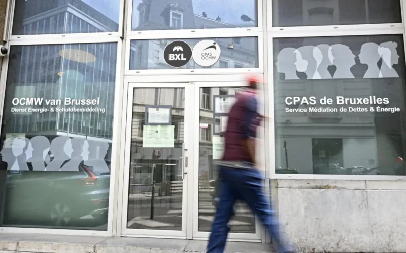 Arriving in Belgium at 15 in 1974, this Moroccan man without a residence permit gets the CPAS convicted