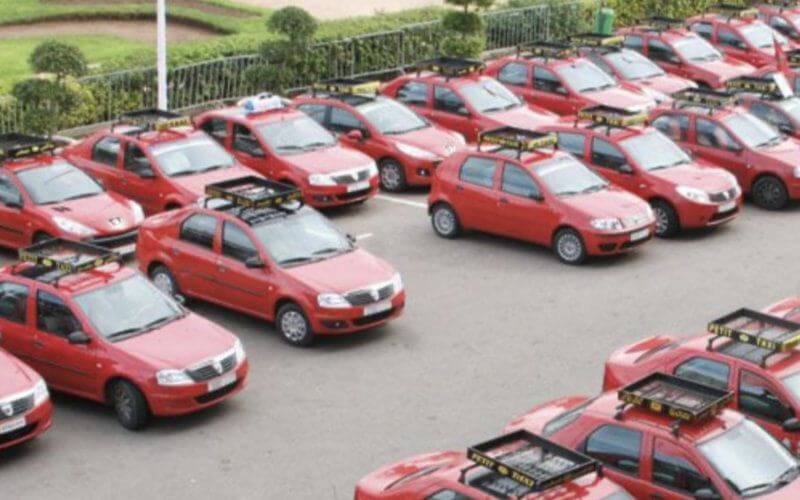 Moroccan Taxi Drivers Flout Coronavirus Safety Rules, Overcharge Passengers