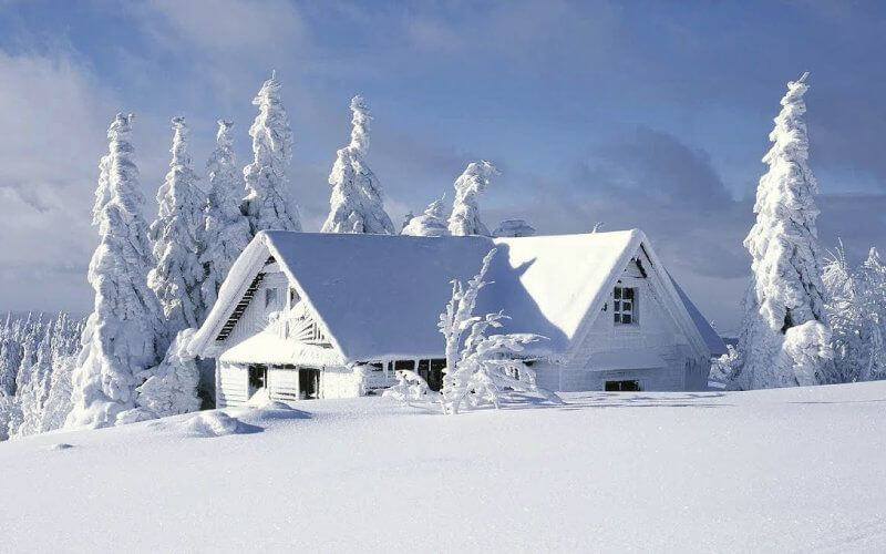 Morocco Braces for Cold Snap: Rain, Thunderstorms, and Snow in Atlas Mountains