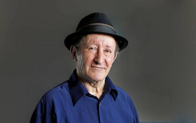 Iconic Algerian Singer Idir, Voice of Kabyle Music, Dies at 70