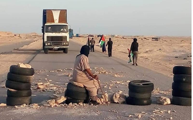 Stranded Moroccan Truckers Plea for Help at Blocked Guerguerat Border Crossing