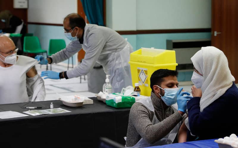 UK Mosques Launch Campaign to Promote COVID-19 Vaccine Among Muslim Communities