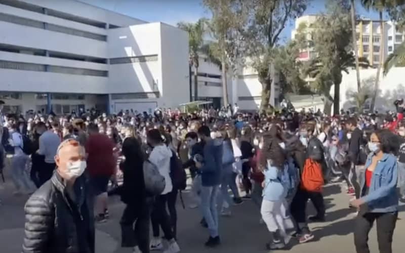 Casablanca High School Closes for 2 Weeks After COVID Protocol Breach