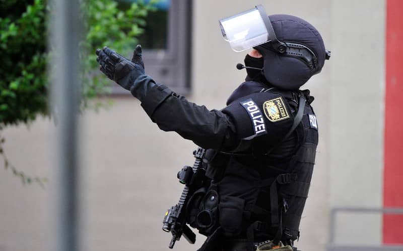 ISIS Supporter Beheads Wife in Hamburg, Sparking Terror Investigation