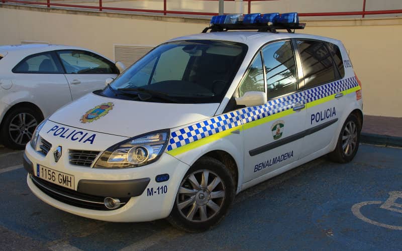 Moroccan Man Detained for Attempted Murder of Ex-Girlfriend in Spanish Resort Town