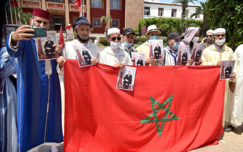 Moroccan Imams and Muezzins Protest for Better Working Conditions Outside Parliament