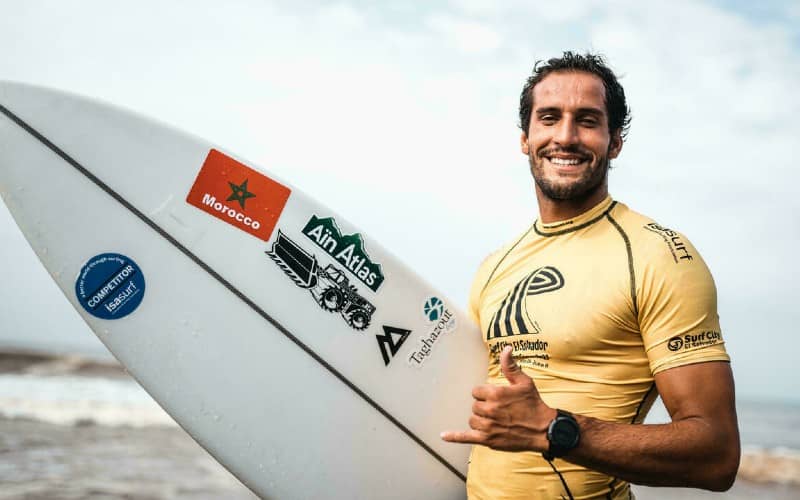 Moroccan Surfer Ramzi Boukhiam Advances to Olympic Round of 16 in Tokyo
