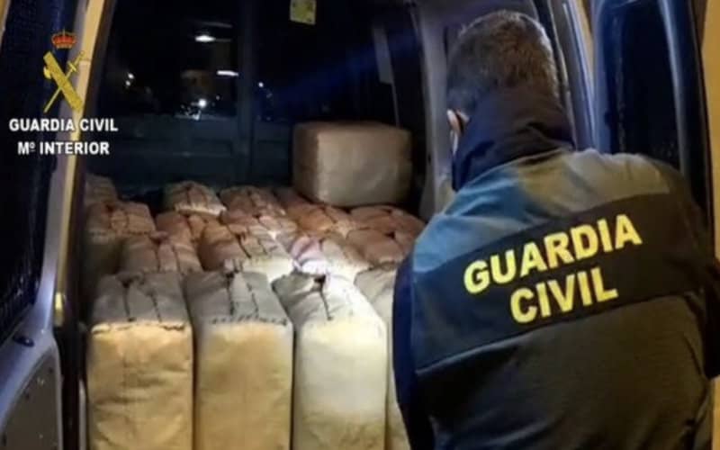 Spanish Police Bust Major Hashish Smuggling Ring, Seize Over 3 Tons in Malaga