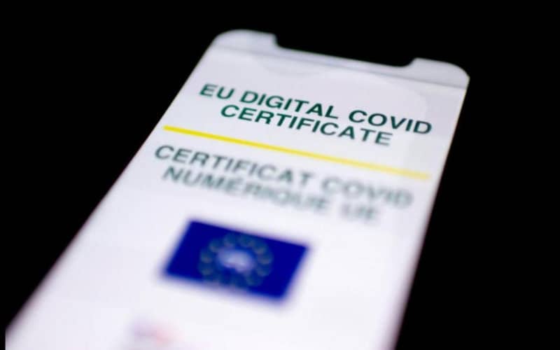 France Expands Health Pass Access for Expatriates Vaccinated Abroad
