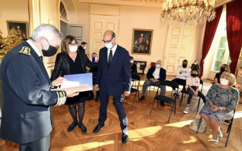 France Honors Foreign Workers with Citizenship for Covid-19 Service