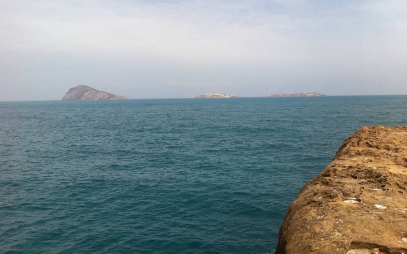 Spain Protests Moroccan Fish Farm in Disputed Waters, Citing Navigation and Environmental Concerns