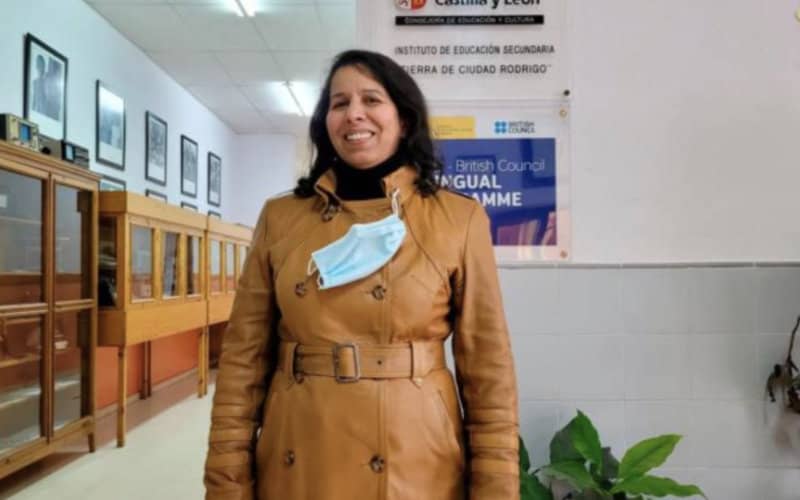 Moroccan Immigrant, 50, Wins Top Academic Prize in Spanish Vocational Training