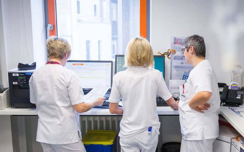 Moroccan Workers Stand Out in Belgium's Largely Domestic Healthcare Workforce
