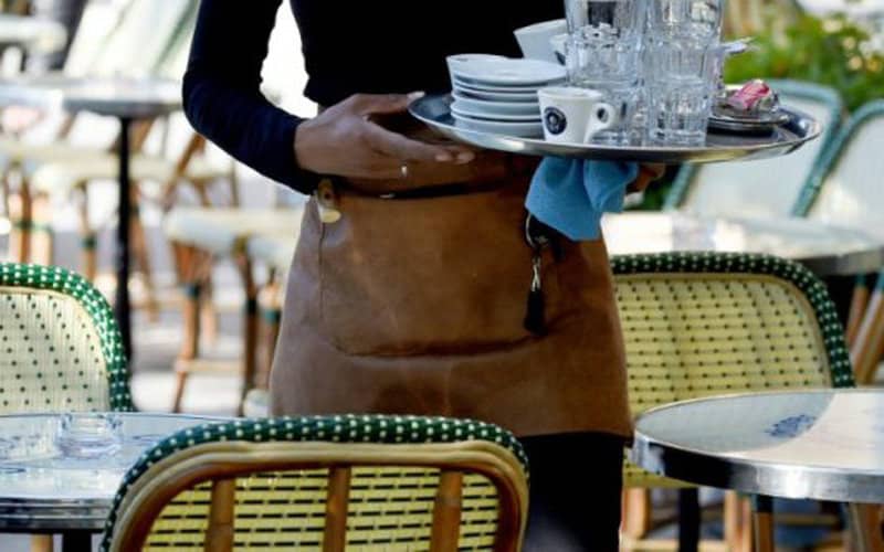 French Tourism Industry Turns to Morocco Amid Severe Labor Shortage
