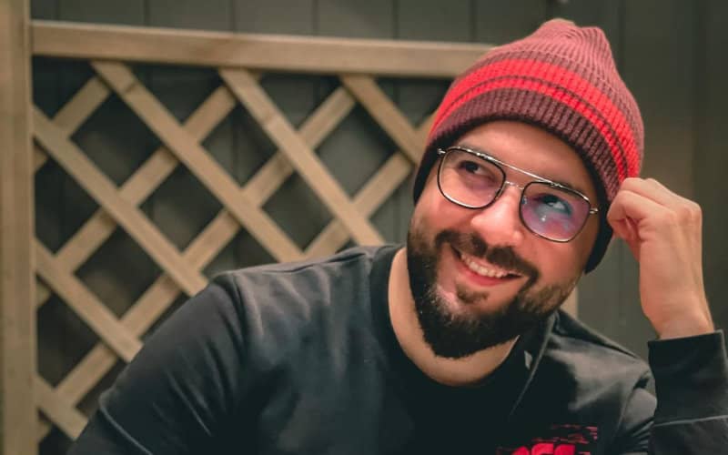 Controversial Instagram Account Exposes Moroccan Singer Douzi's Private Life