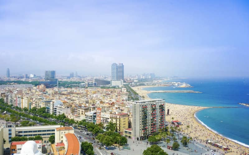 Spain Eases Work Visa Rules to Address Skilled Labor Shortage