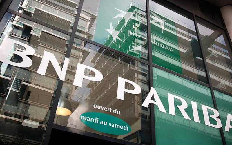 French Mosques Allege Discriminatory Bank Account Closures, Seek Government Intervention