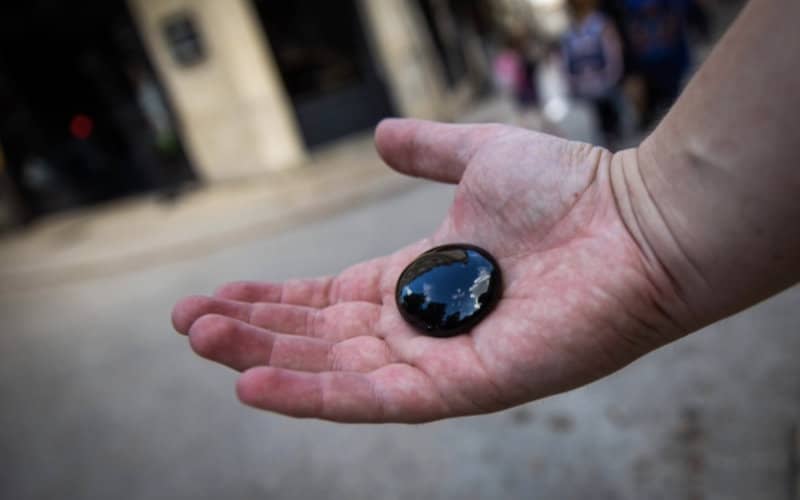 Three Moroccan Suspects Detained for Street Fraud in French Town