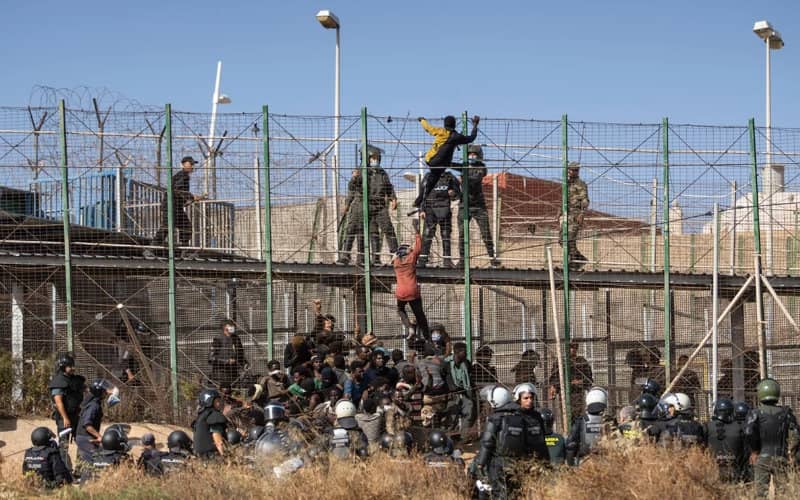 Moroccan Agents Cross into Spanish Territory to Arrest Migrants at Melilla Border