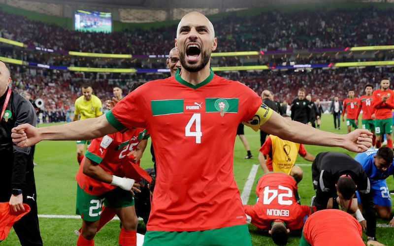 Atlético Madrid Renews Pursuit of World Cup Star Amrabat as Kondogbia Replacement
