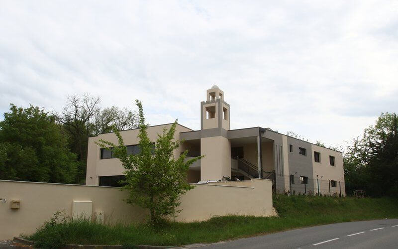 Auch Unveils New Mosque: 600-Capacity Worship Center Rises from Ashes of 2015 Fire