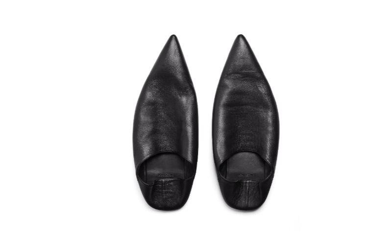Balenciaga: the Moroccan babouche at ... $1,000!