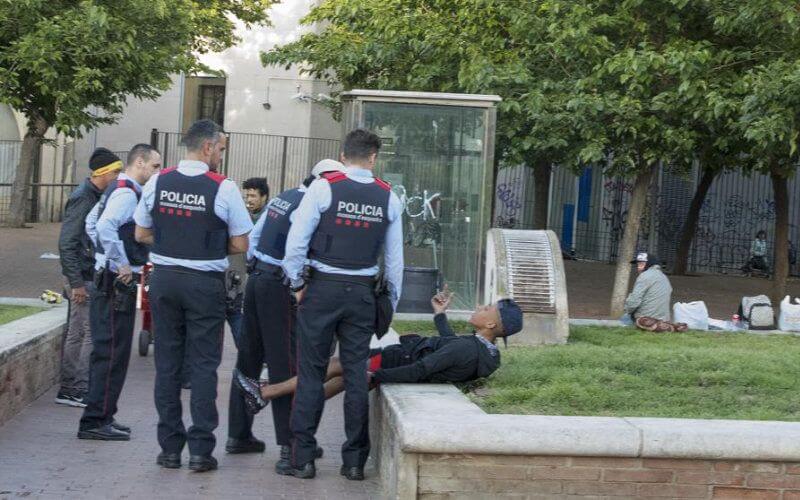 Barcelona Knife Attack Leaves Moroccan Teen in Critical Condition
